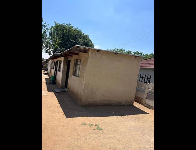 29 BEDROOM HOUSE FOR SALE IN DELVILLE